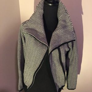 Anthropologie Sparrow B&W Herringbone Moto Sweater Coat